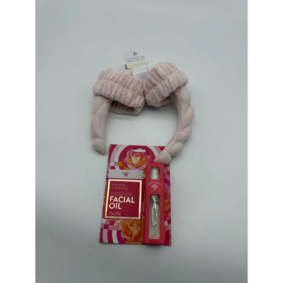 Bolero Nourishing & Hydrating Rose Oil Facial Oil and face wash set - Picture 1 of 4